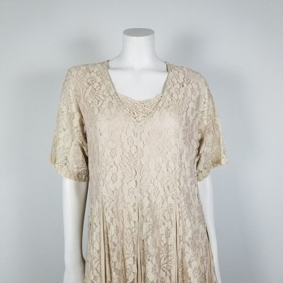 Avant Garde VTG 80s Bohemian Cottage Floral Lace Beige Flowy Rayon Dress Size M - Picture 3 of 16